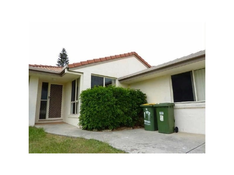 19 Mona Court, Oxenford QLD 4210