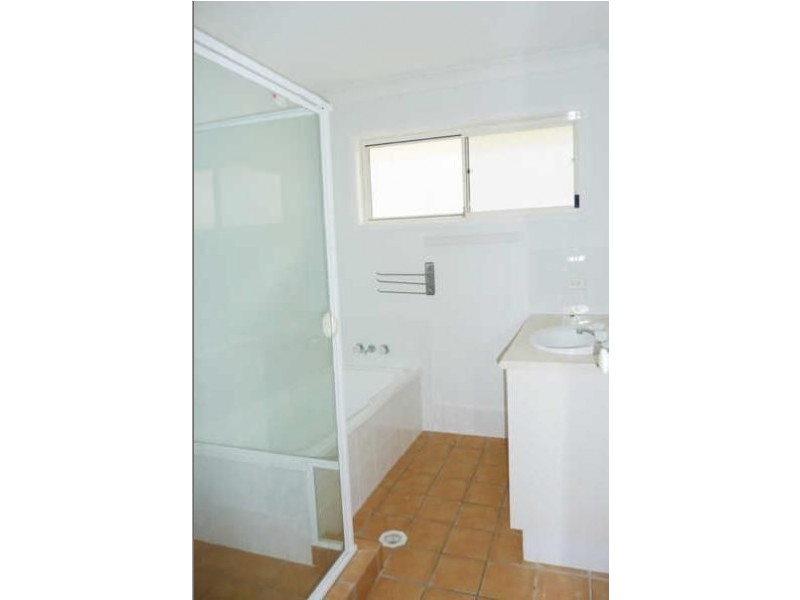 19 Mona Court, Oxenford QLD 4210