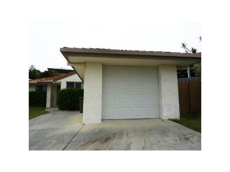 19 Mona Court, Oxenford QLD 4210