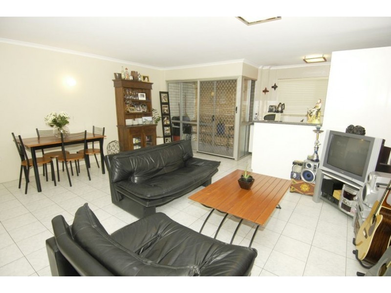 11/26 Labrador Street, Labrador QLD 4215