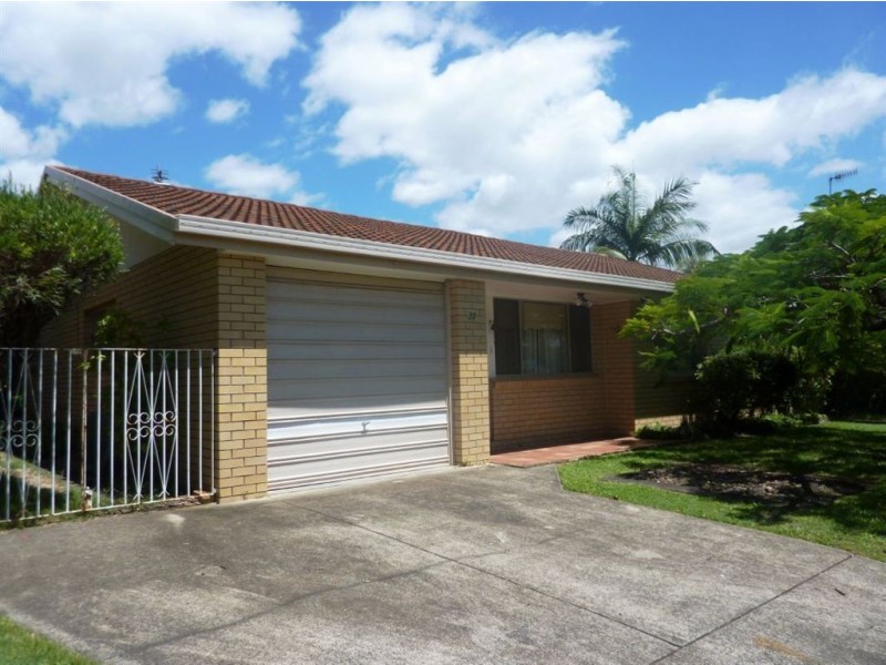 20 Crinum Crescent, Southport QLD 4215