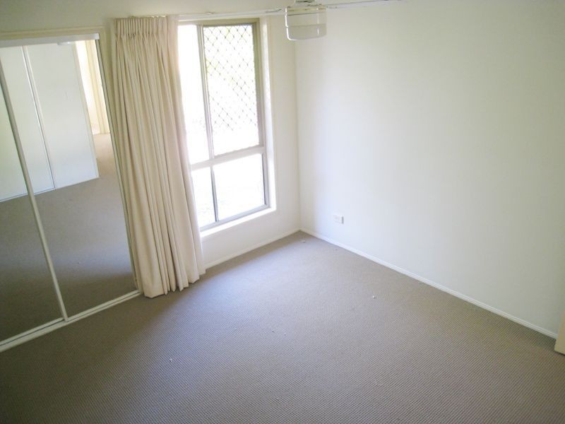 3/28-32 Golden Palms Court, Ashmore QLD 4214