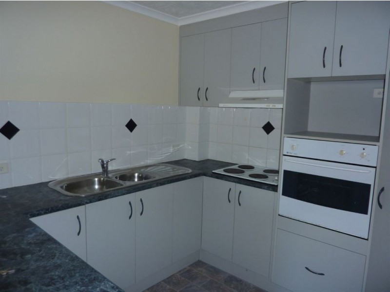 4/28 Sykes Court, Southport QLD 4215