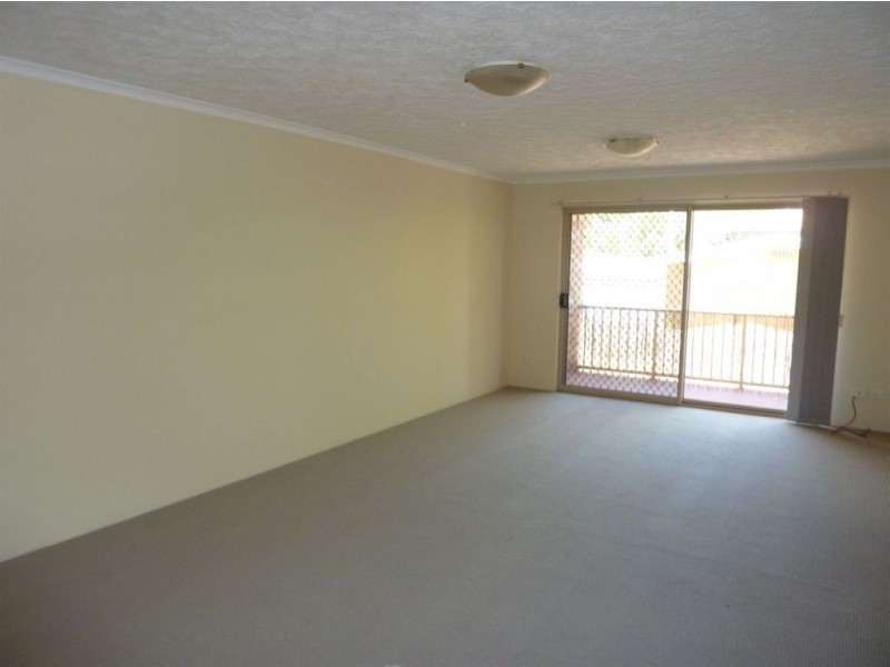 4/28 Sykes Court, Southport QLD 4215