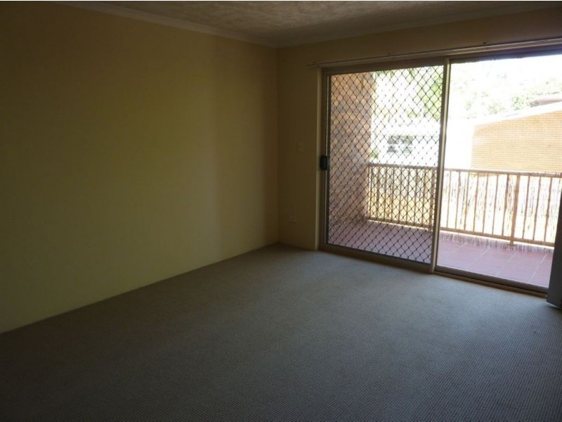 4/28 Sykes Court, Southport QLD 4215