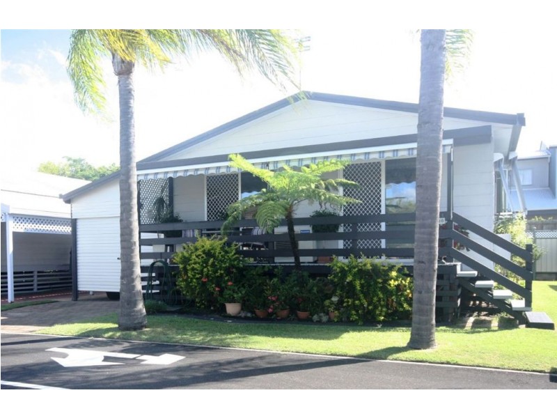 100/368 ‘Paradise Lakes Resort’ Oxley Drive, Runaway Bay QLD 4216
