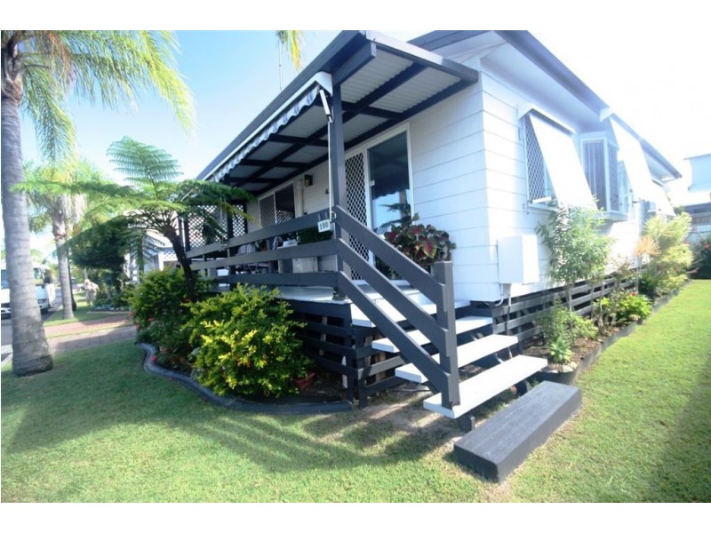 100/368 ‘Paradise Lakes Resort’ Oxley Drive, Runaway Bay QLD 4216