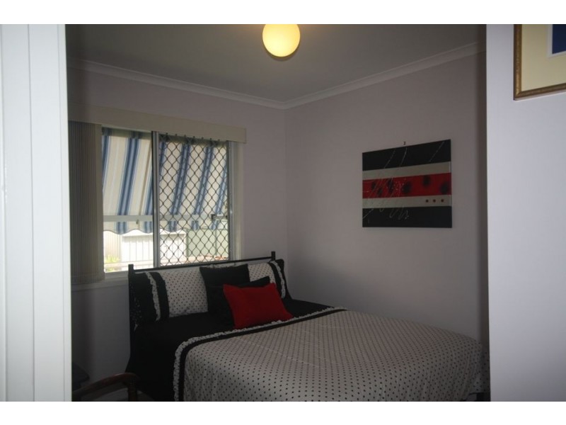 100/368 ‘Paradise Lakes Resort’ Oxley Drive, Runaway Bay QLD 4216