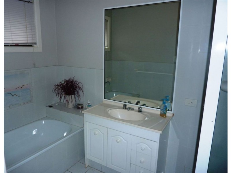13/4 Madsen Place, Southport QLD 4215