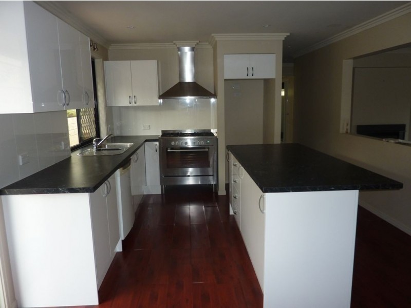 15 Allspice Drive, Ashmore QLD 4214