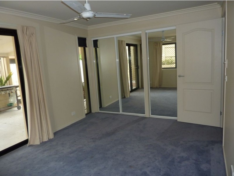 15 Allspice Drive, Ashmore QLD 4214