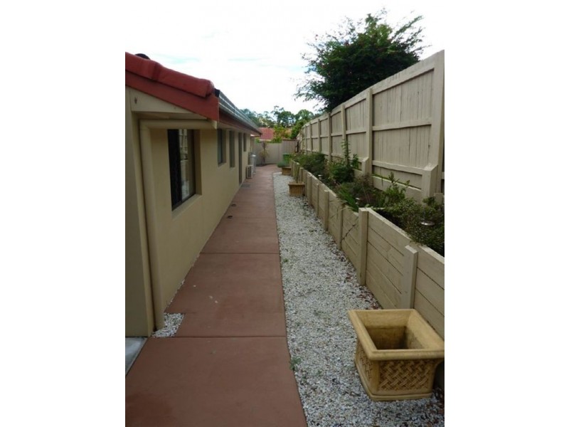 15 Allspice Drive, Ashmore QLD 4214