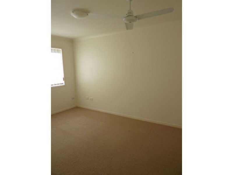 15 Roe Street, Upper Coomera QLD 4209