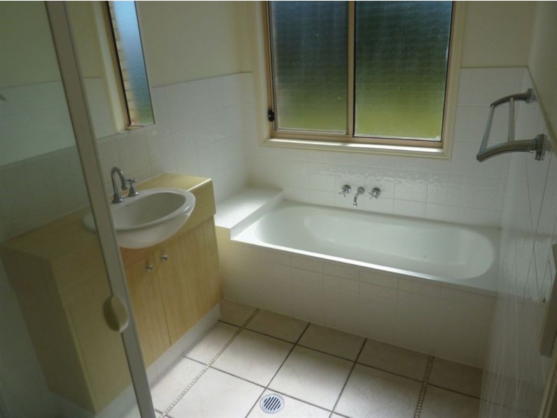 15 Roe Street, Upper Coomera QLD 4209