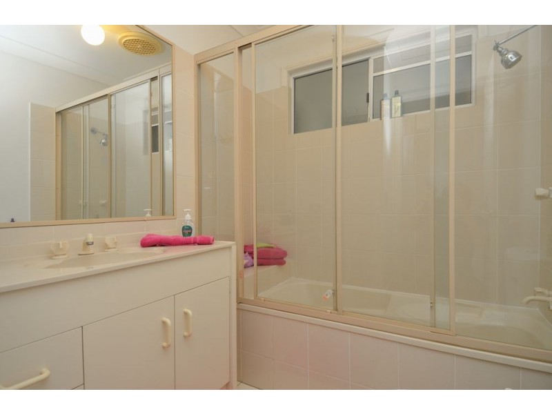 14/433 Pine Ridge Road, Coombabah QLD 4216