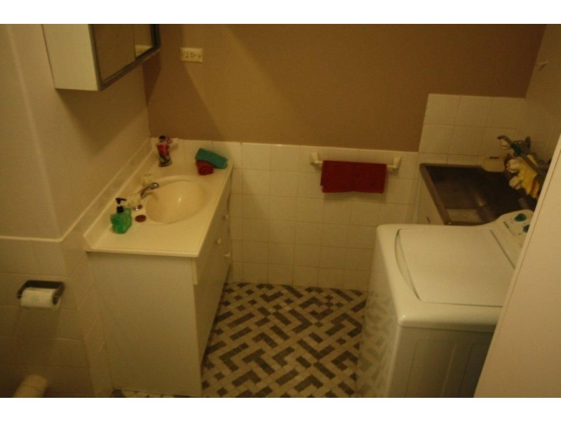 6/224 Marine Parade, Labrador QLD 4215