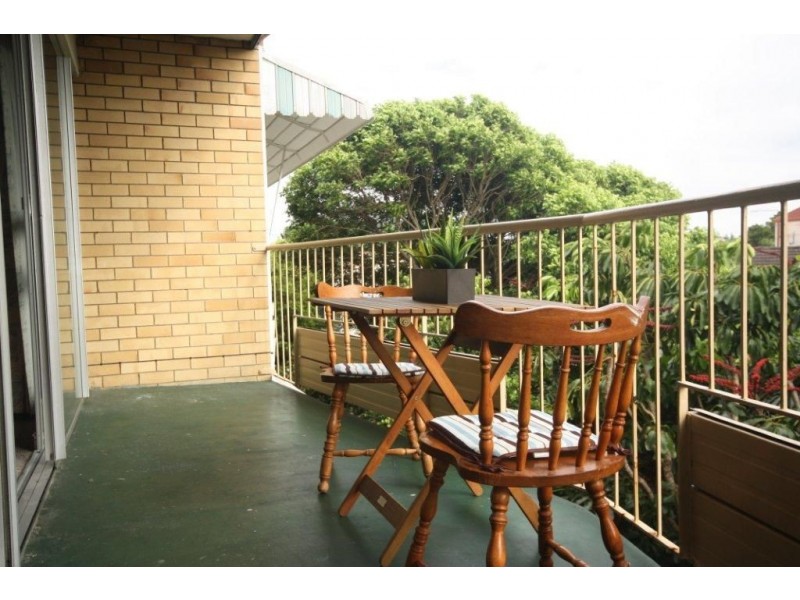 6/224 Marine Parade, Labrador QLD 4215