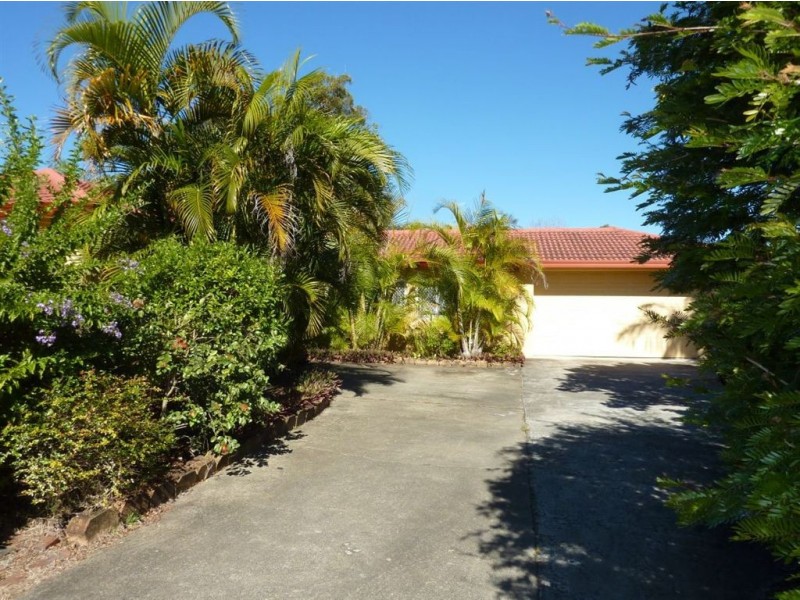 24 Wallaroo Way, Ashmore QLD 4214