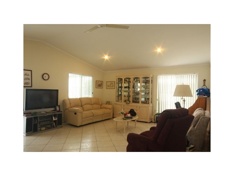 House 187/368 Oxley Drive “Paradise Lakes Resort”, Runaway Bay QLD 4216