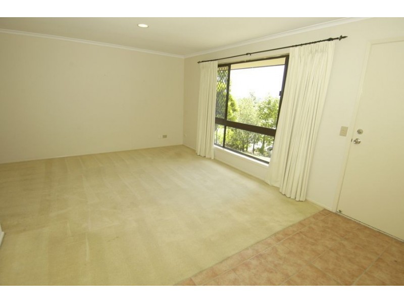96 Pappas Way, Carrara QLD 4211