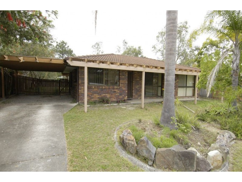 9 Canterbury Chase, Ashmore QLD 4214