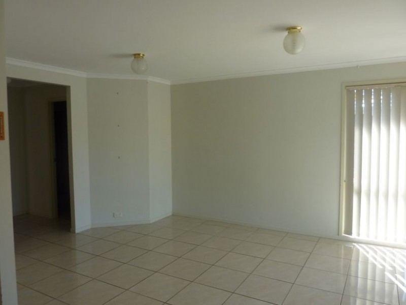 41 Waterdown Drive, Elanora QLD 4221
