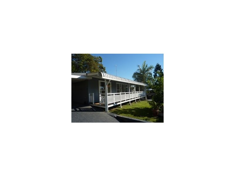 35 Dandar Drive, Southport QLD 4215