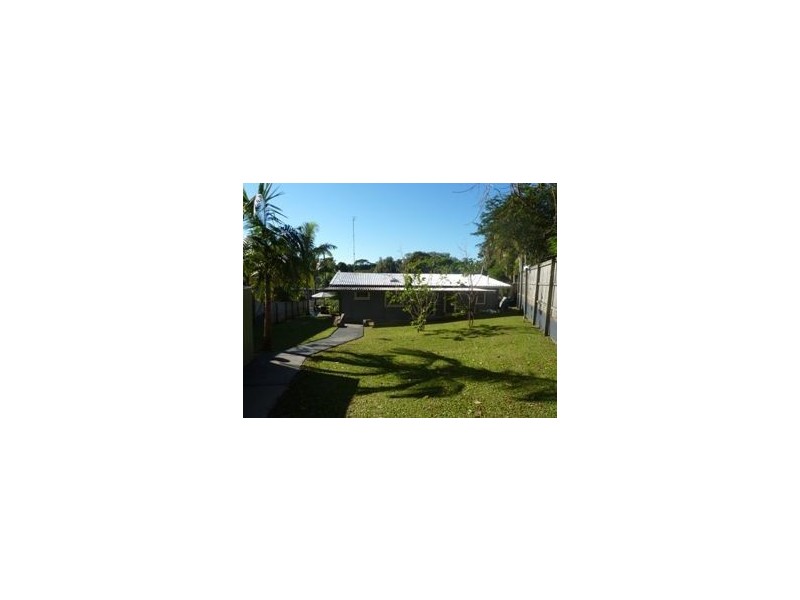 35 Dandar Drive, Southport QLD 4215
