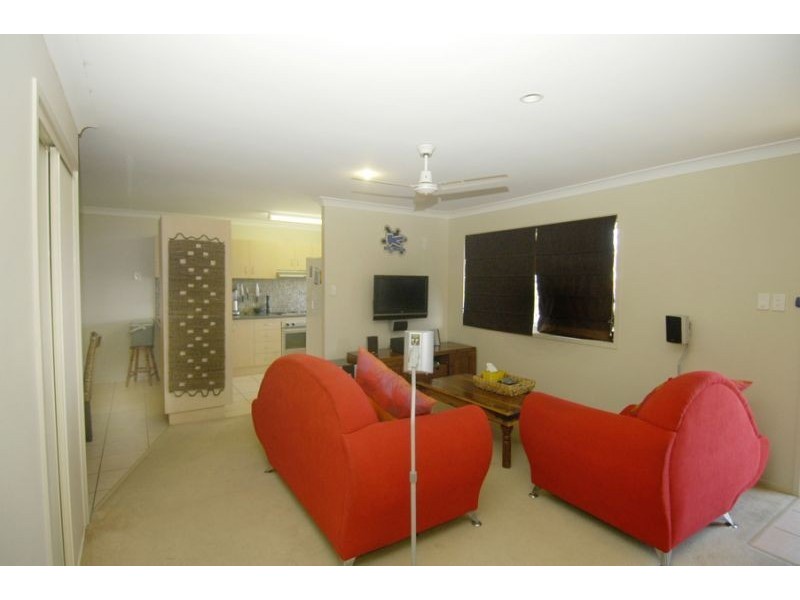 1/76 Paddington Drive, Carrara QLD 4211