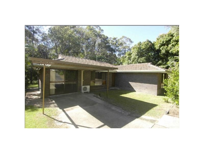 5 Merinda Court, Southport QLD 4215