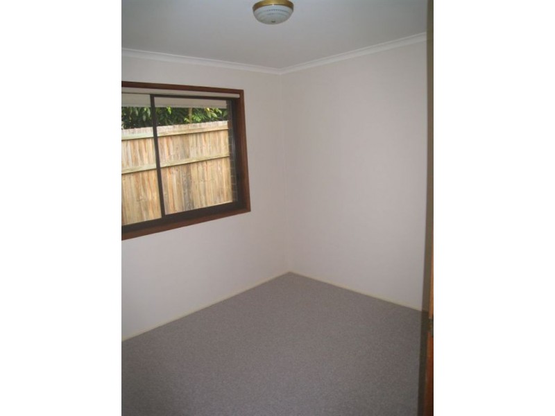 5 Merinda Court, Southport QLD 4215