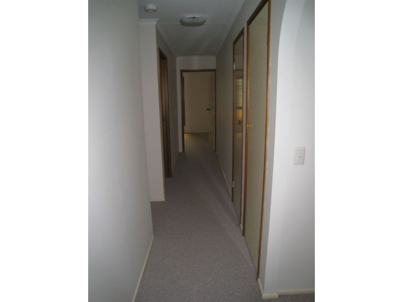 5 Merinda Court, Southport QLD 4215