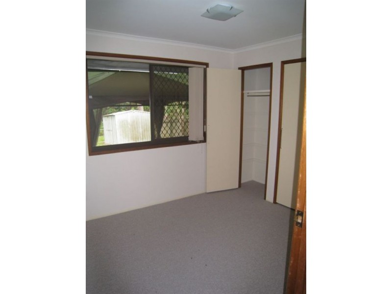 5 Merinda Court, Southport QLD 4215