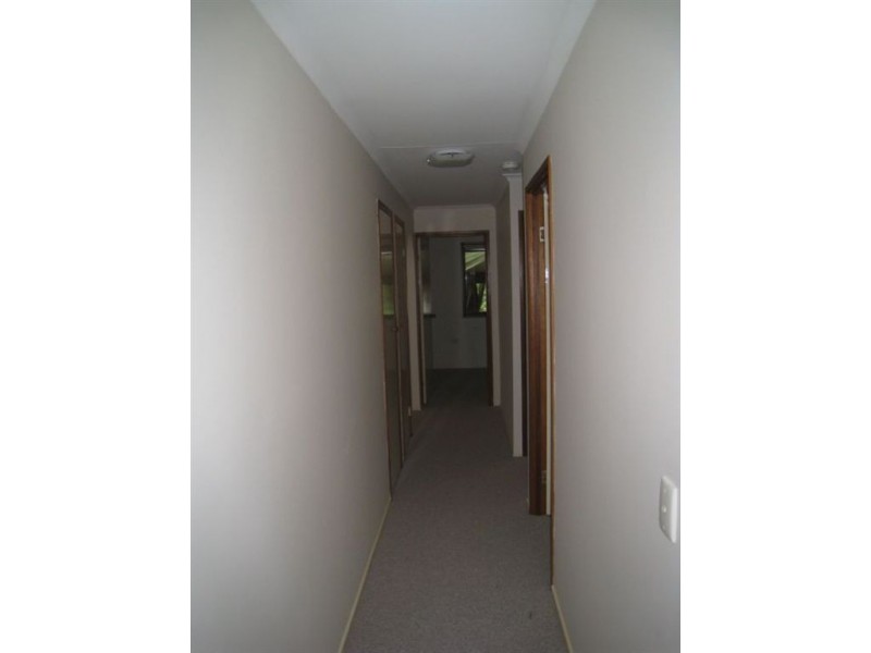 5 Merinda Court, Southport QLD 4215