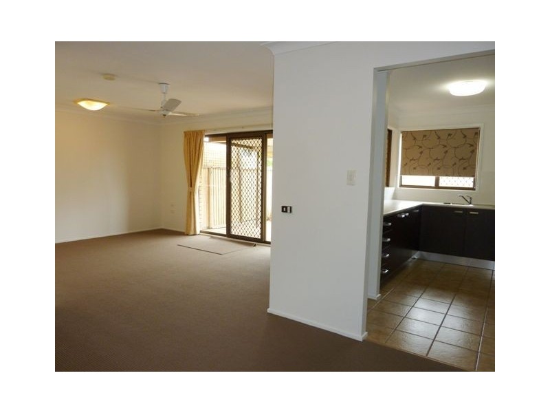 40/37 St Kevins Avenue, Benowa QLD 4217