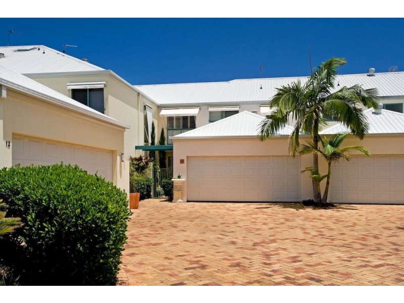 13/3 Lee Road, Runaway Bay QLD 4216