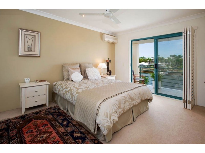 13/3 Lee Road, Runaway Bay QLD 4216