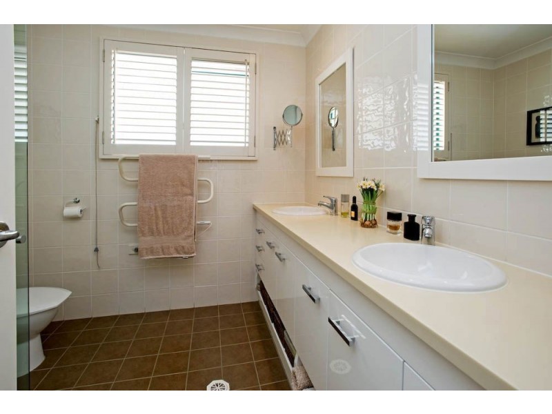 13/3 Lee Road, Runaway Bay QLD 4216