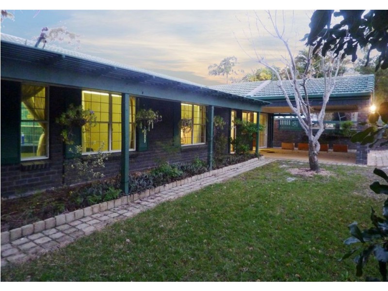 5 Sunvalley Drive, Ashmore QLD 4214