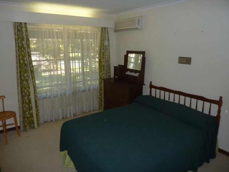 5 Sunvalley Drive, Ashmore QLD 4214