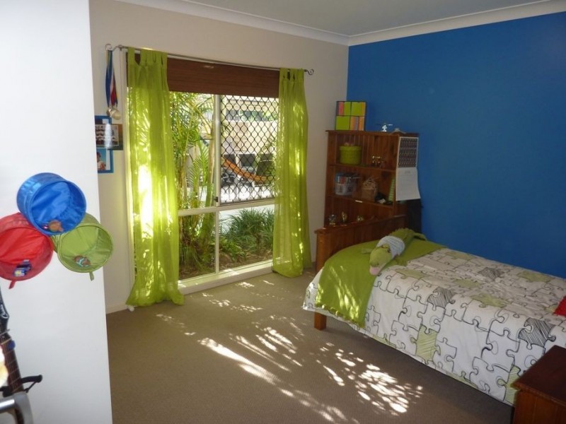 73 Yangoora Crescent, Ashmore QLD 4214