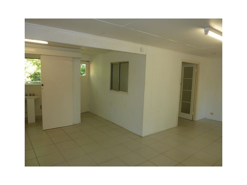 10 Allunga Avenue, Ashmore QLD 4214