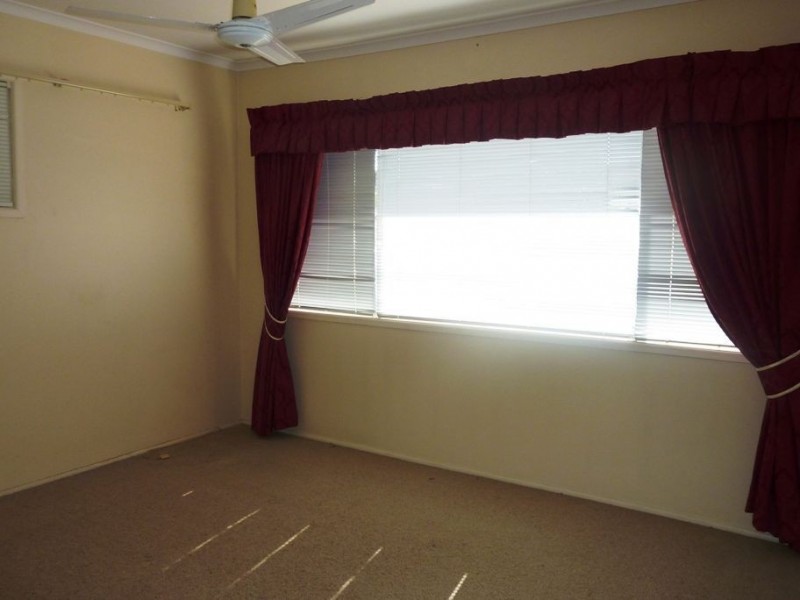 8 Gayle Street, Southport QLD 4215