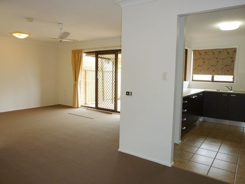 40/37 St Kevins Avenue, Benowa QLD 4217