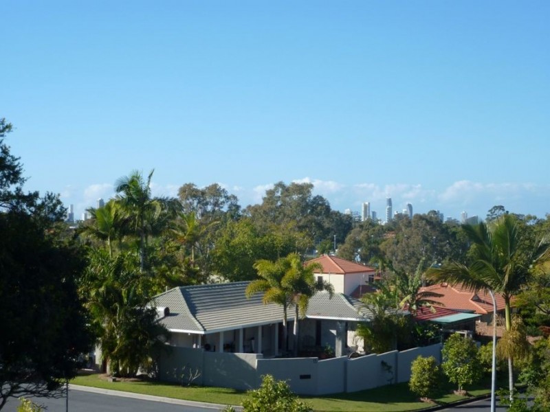 14 Pinkwood Drive, Ashmore QLD 4214
