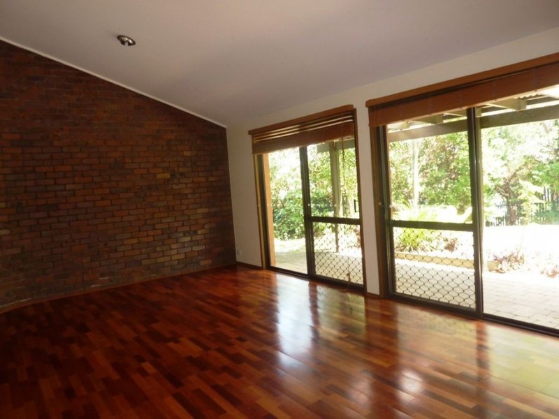 49 Pinkwood Drive, Ashmore QLD 4214