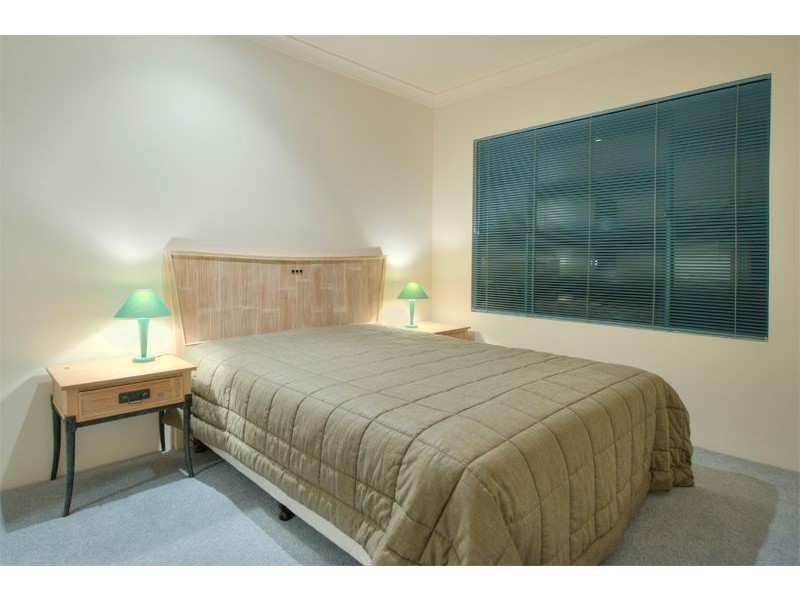 22/3 Lee Road, Runaway Bay QLD 4216