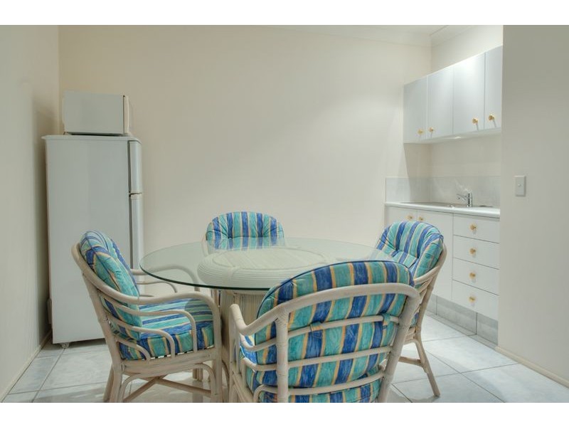 22/3 Lee Road, Runaway Bay QLD 4216