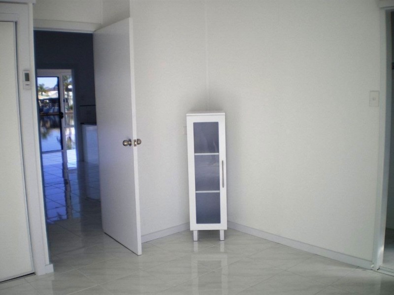 141/368 Oxley Drive “Paradise Lakes Resort”, Runaway Bay QLD 4216