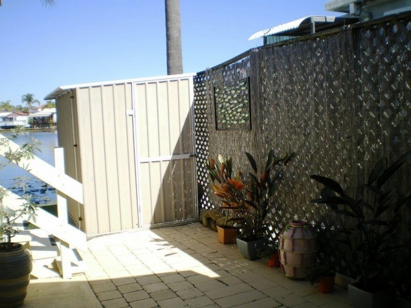 141/368 Oxley Drive “Paradise Lakes Resort”, Runaway Bay QLD 4216